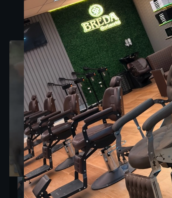 Ambiente da Breda com cadeiras clássicas